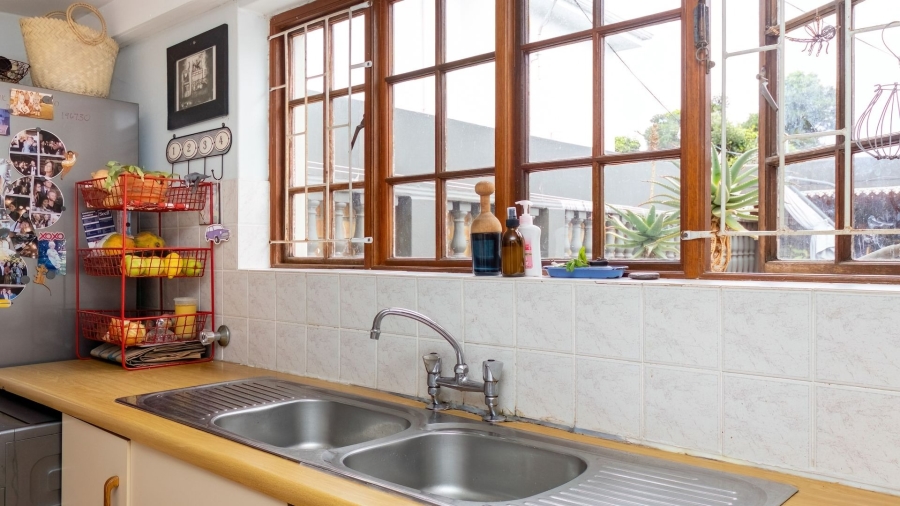 3 Bedroom Property for Sale in Voelklip Western Cape